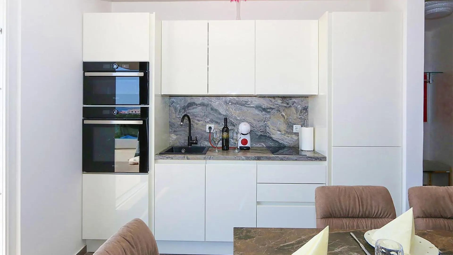 Amazing Apartment In Mandre With Jacuzzi